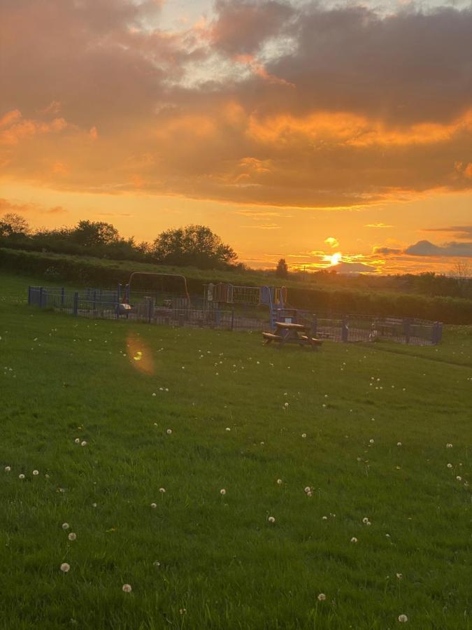Park View Cottage Liversedge 外观 照片